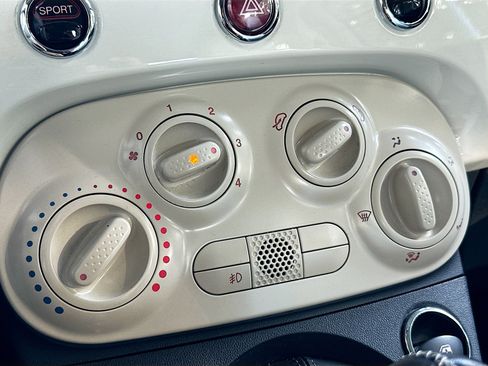 Used 2018 FIAT 500 Pop image 15