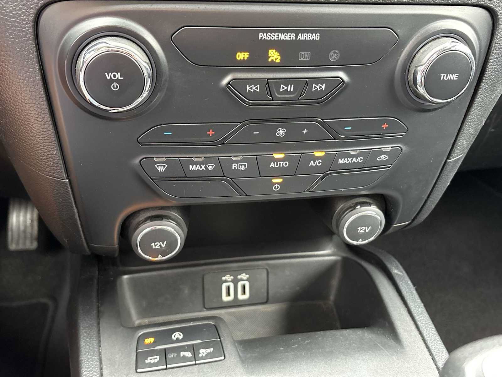 Used 2019 Ford Ranger XLT w/ Equipment Group 301A Mid AWD/4WD image 16