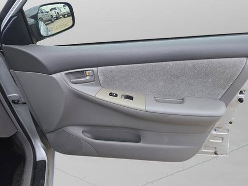 Used 2007 Toyota Corolla CE image 35