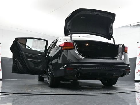 Used 2023 Nissan Altima 2.5 SR image 48