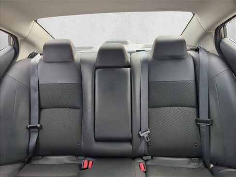 Used 2024 Nissan Altima 2.5 SR FWD image 24