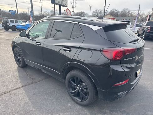 Used 2024 Buick Encore GX Sport Touring image 4