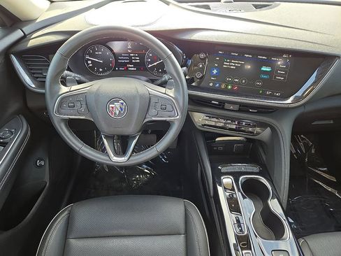 Used 2023 Buick Envision Essence image 18