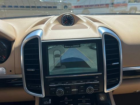 Used 2014 Porsche Cayenne Diesel w/ Comfort Plus Package AWD/4WD image 13