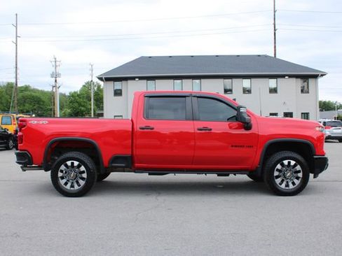 Used 2024 Chevrolet Silverado 2500 Custom w/ Custom Value Package AWD/4WD image 6