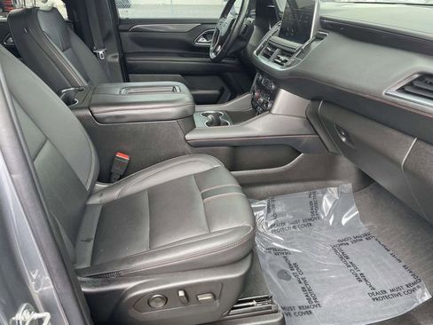 Used 2022 Chevrolet Tahoe RST w/ Luxury Package AWD/4WD image 46