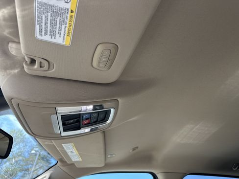 Used 2019 RAM 1500 Laramie image 35