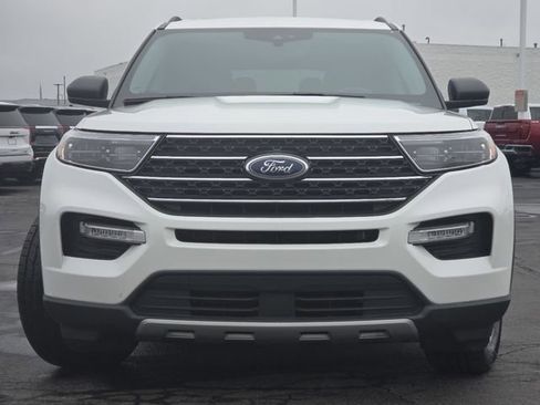 Used 2023 Ford Explorer XLT w/ Equipment Group 202A image 18