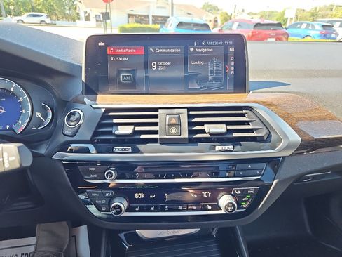 Used 2019 BMW X3 xDrive30i w/ Premium Package image 8