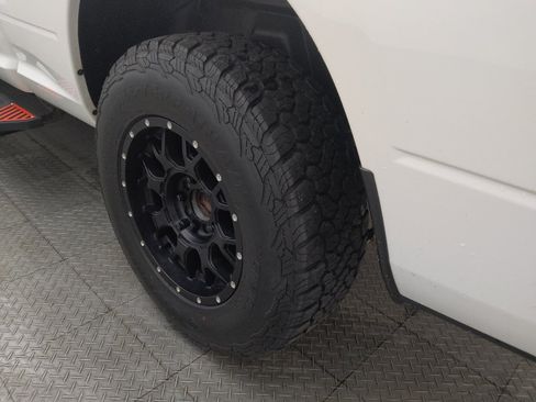 Used 2019 RAM 1500 Tradesman RWD image 31