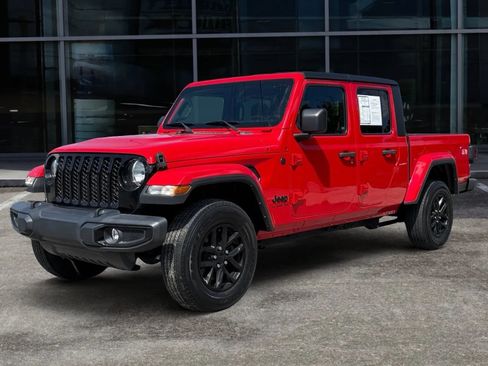 Used 2022 Jeep Gladiator Sport AWD/4WD image 6