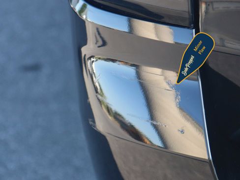 Used 2021 Chevrolet Suburban LT image 40