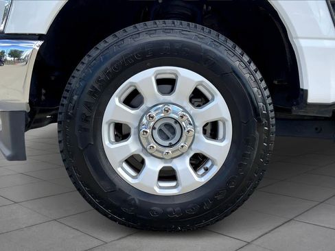 Used 2024 Ford F250 XLT w/ FX4 Off-Road Package image 19