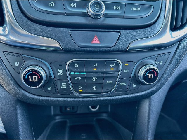 Used 2018 Chevrolet Equinox Premier AWD/4WD image 23