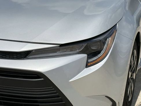 Used 2024 Toyota Corolla LE FWD image 10