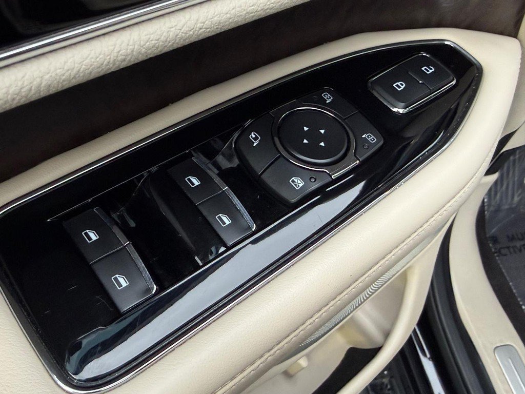 Used 2020 Lincoln Navigator Reserve w/ Luxury Package AWD/4WD image 16