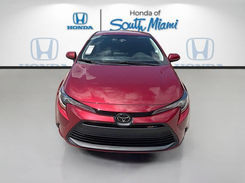 Used 2024 Toyota Corolla LE FWD image 2