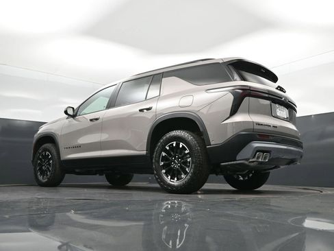 New 2026 Chevrolet Traverse Z71 w/ Enhanced Driving Package AWD/4WD image 42