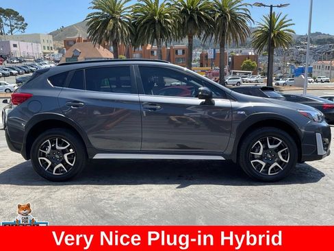 Used 2021 Subaru Crosstrek Hybrid w/ Moonroof Package w/Navigation AWD/4WD image 3