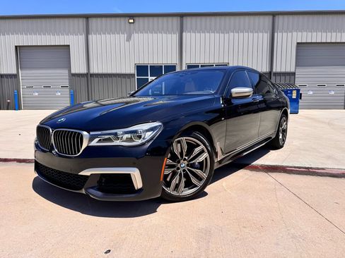 Used 2018 BMW M760i xDrive AWD/4WD image 1
