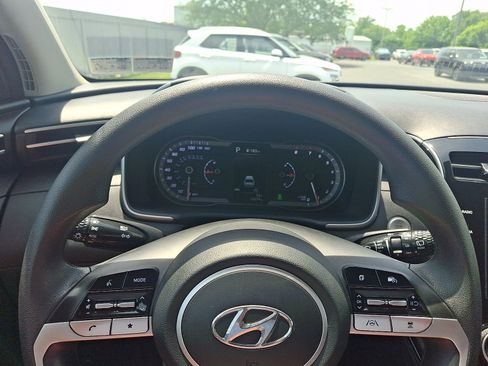 Certified 2023 Hyundai Tucson SEL AWD/4WD image 19