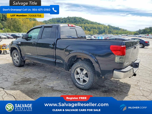 Used 2011 Toyota Tundra 4x4 Double Cab w/ Tow Pkg image 3