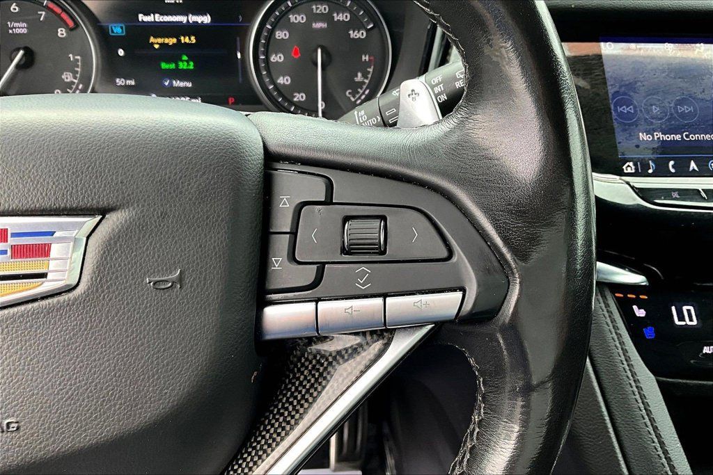 Used 2021 Cadillac XT6 Sport AWD/4WD image 12