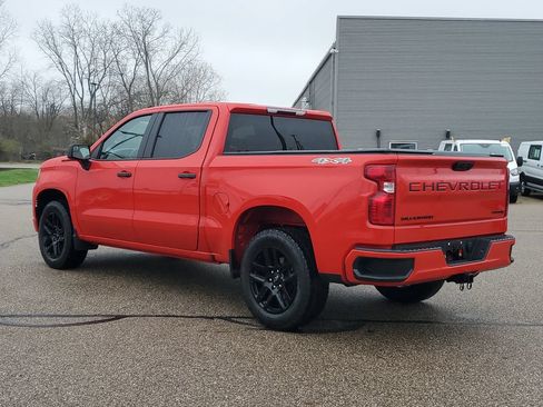 Used 2023 Chevrolet Silverado 1500 Custom w/ LPO, Dark Essentials Package AWD/4WD image 5