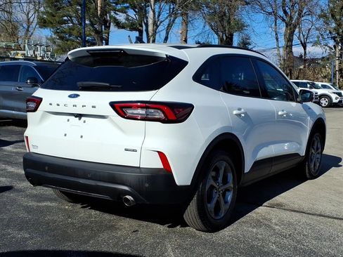 Certified 2025 Ford Escape ST-Line Select w/ Tech Pack #1 AWD/4WD image 4