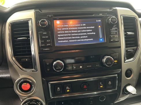 Used 2017 Nissan Titan PRO-4X w/ Pro-4x Convenience Package image 25