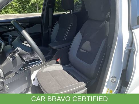 Used 2025 Chevrolet TrailBlazer LT w/ Convenience Package AWD/4WD image 18