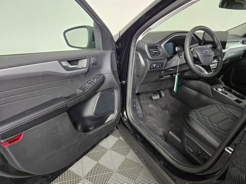 Used 2024 Ford Escape SE w/ PHEV Premium Package image 21