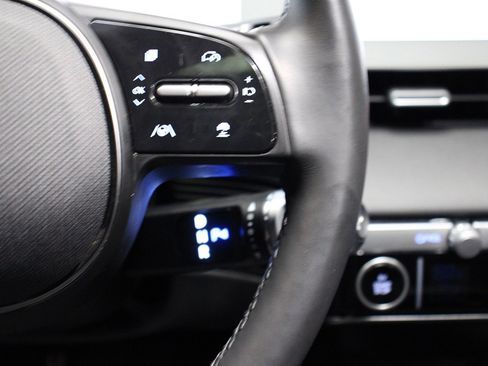 Used 2023 Hyundai Ioniq 5 Limited image 34