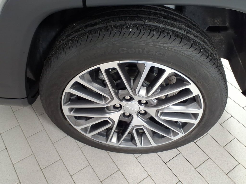 Used 2023 Jeep Compass Limited AWD/4WD image 8