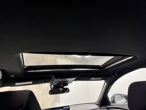 Used 2024 Honda Accord Sport image 31