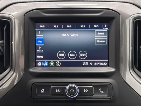 Used 2022 Chevrolet Silverado 1500 Custom Trail Boss w/ LPO, Dark Essentials Package AWD/4WD image 14