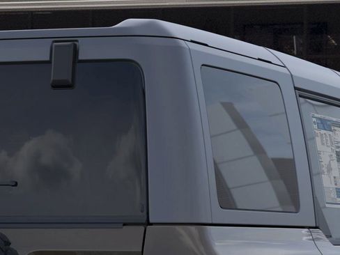 New 2026 Ford Bronco Outer Banks w/ Sasquatch Package image 25