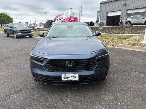 Used 2023 Honda Accord EX image 8
