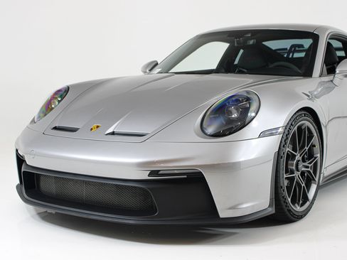 Used 2024 Porsche 911 GT3 RWD image 13