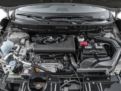 Used 2016 Nissan Rogue SL image 15