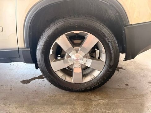 Used 2011 GMC Acadia SLT AWD/4WD image 7