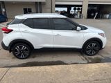 Used 2020 Nissan Kicks SV image 6