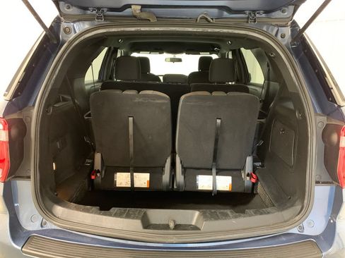 Used 2018 Ford Explorer XLT AWD/4WD image 24