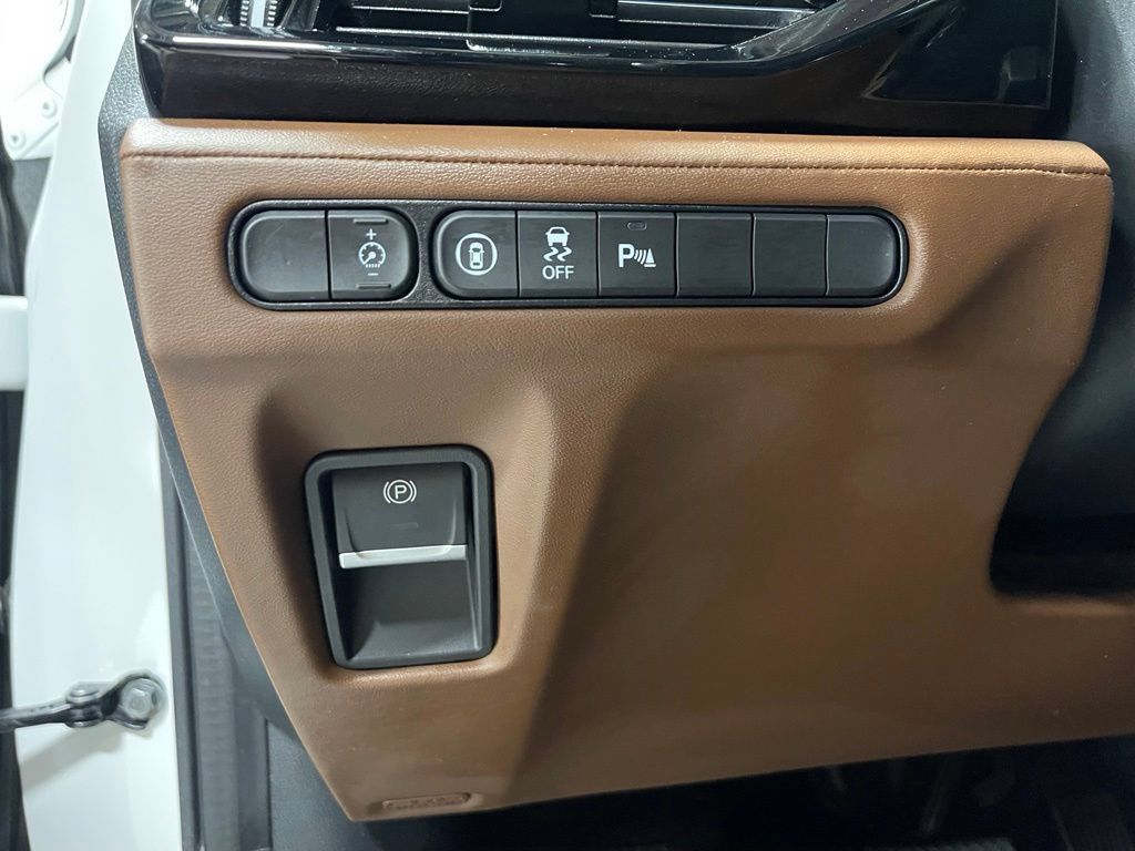 Used 2024 Acura MDX w/ Technology Package AWD/4WD image 19