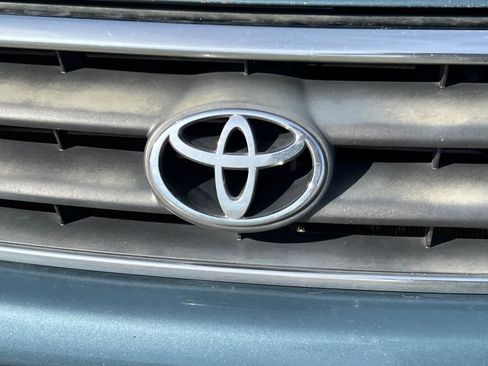 Used 2000 Toyota Camry LE image 10