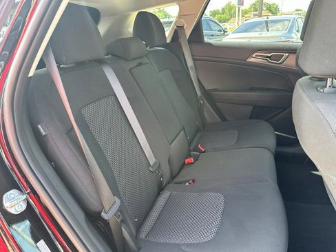 Used 2026 Kia Sportage LX FWD image 19