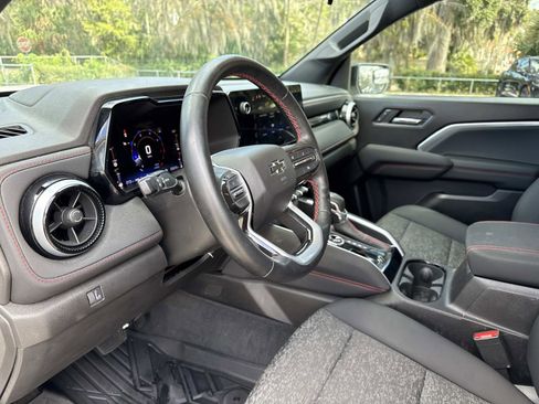 Used 2023 Chevrolet Colorado Z71 image 21