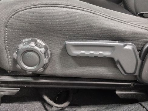 Certified 2019 Jeep Wrangler Unlimited Sahara image 18