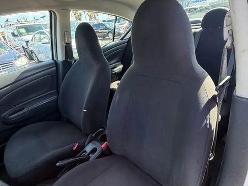 Used 2012 Nissan Versa S w/ Cruise Control Pkg FWD image 10