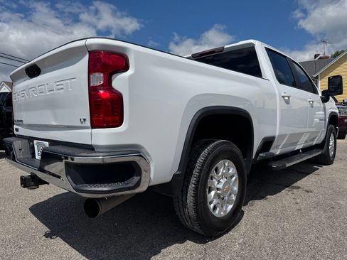 Used 2023 Chevrolet Silverado 2500 LT w/ Convenience Package AWD/4WD image 7